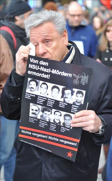 MUNIH'TE IRKCILIK PROTESTO EDILDI