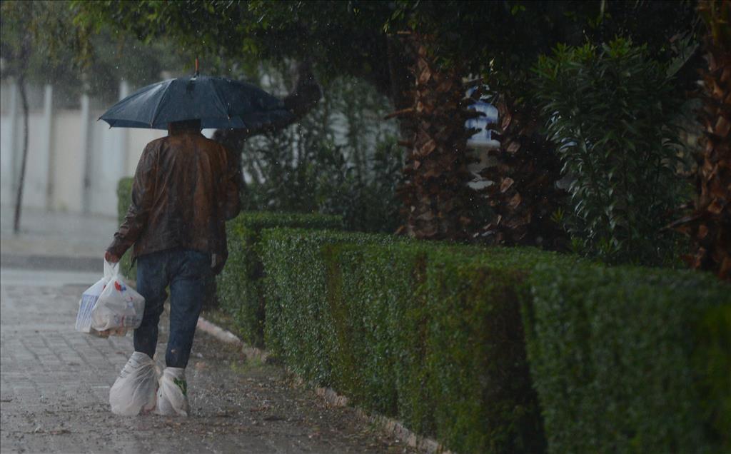 ANTALYA'DA SIDDETLI YAGIS