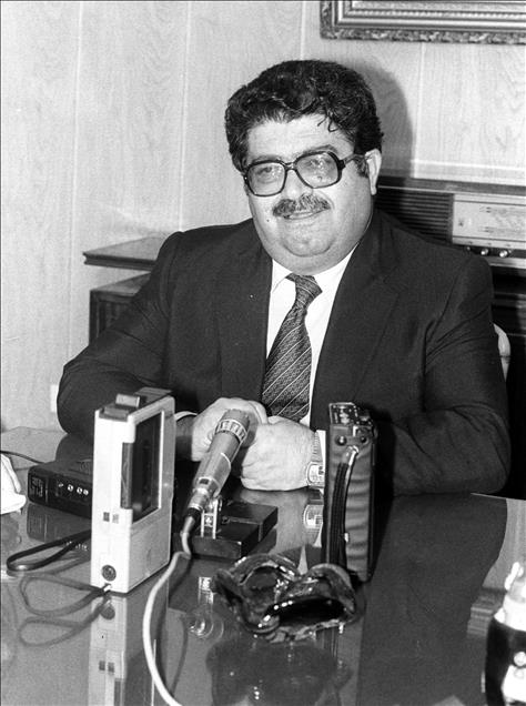 DEVLET BAKANI VE BASBAKAN YARDIMCISI TURGUT OZAL