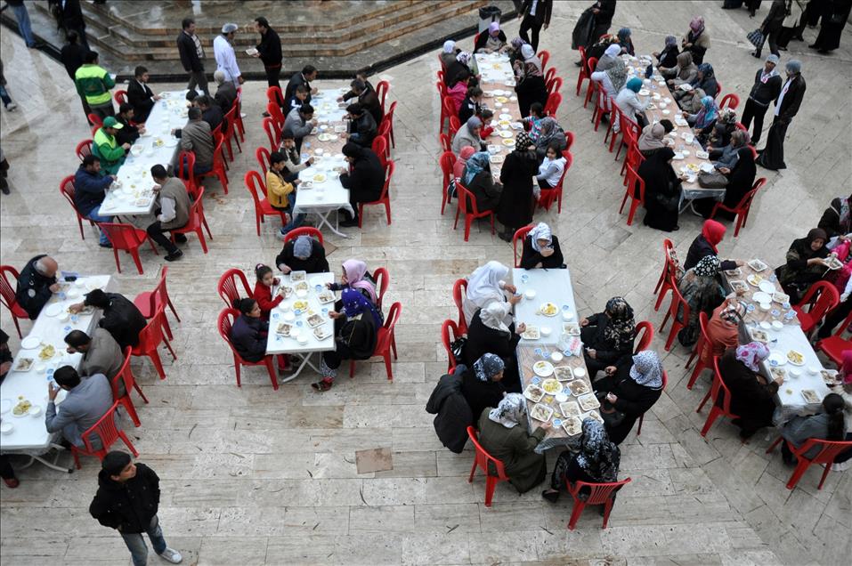 SANLIURFA'DA SAFAK VAKTI TRIT IKRAM EDILDI