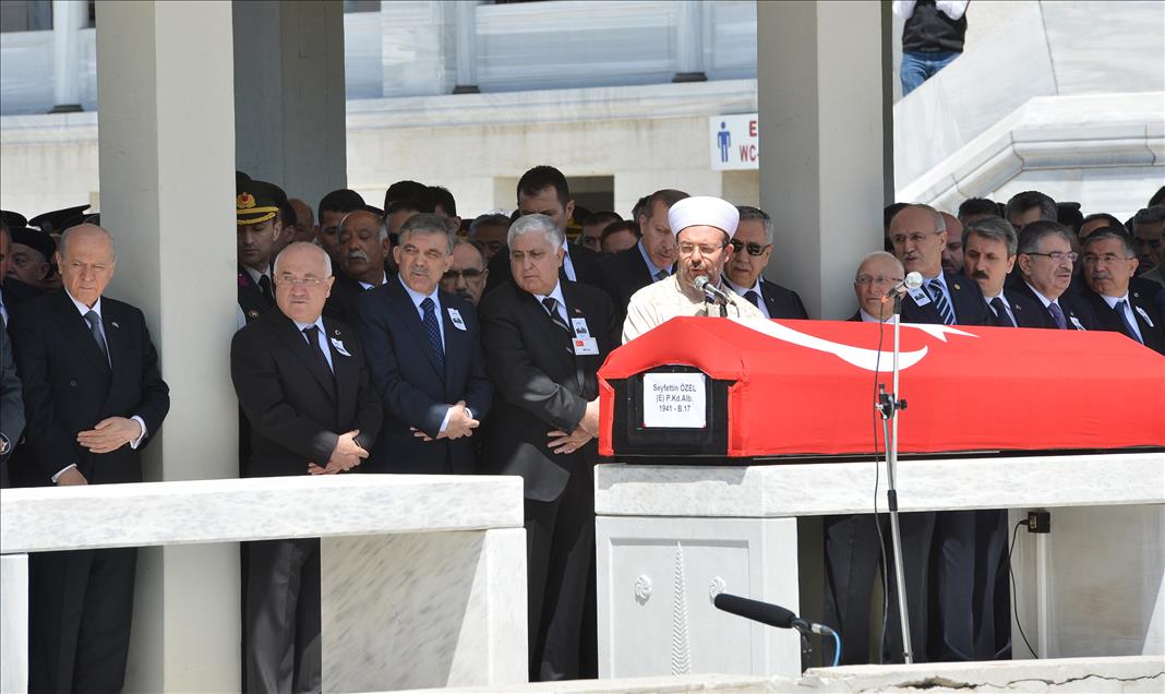 GENELKURMAY BASKANI ORGENERAL OZEL'IN BABASININ VEFATI