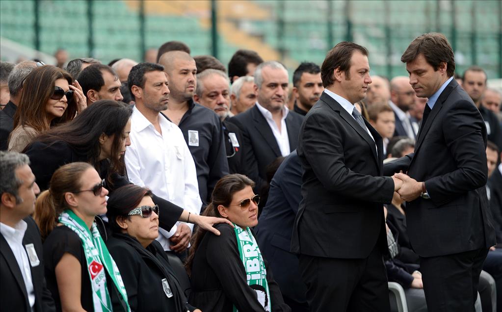 BURSASPOR KULUBU BASKANI YAZICI, SON YOLCULUGUNA UGURLANIYOR