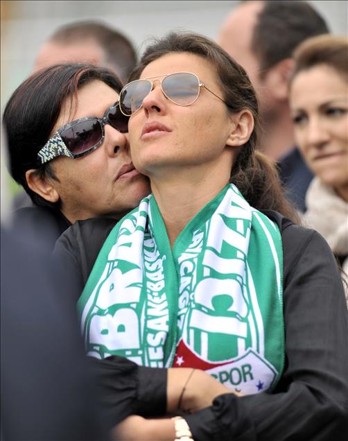 BURSASPOR KULUBU BASKANI YAZICI, SON YOLCULUGUNA UGURLANIYOR
