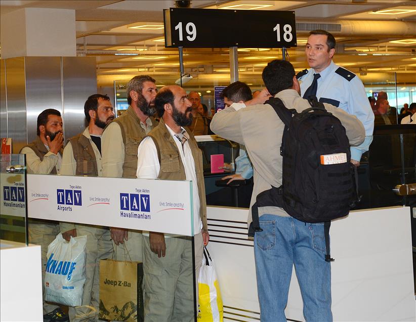 TALIBAN'IN SERBEST BIRAKTIGI TURKLER YURDA DONDU
