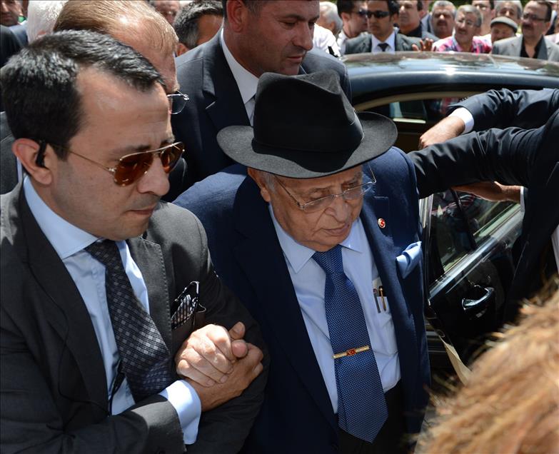 Nazmiye Demirel'in vefatı