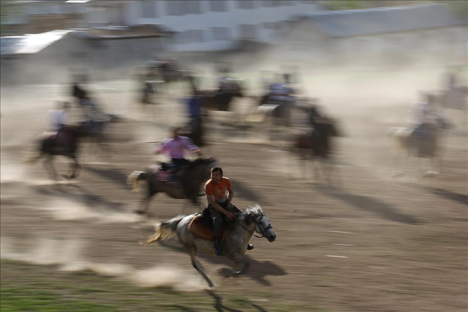Yıllara meydan okuyan spor, "Buzkaşı"