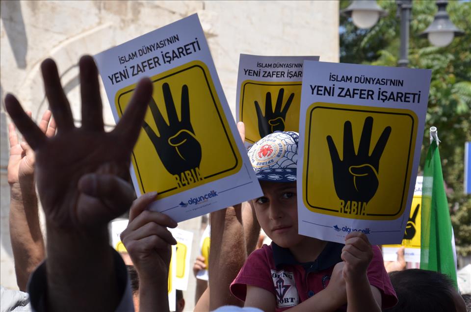 Mısır ve Suriye'deki katliama tepkiler