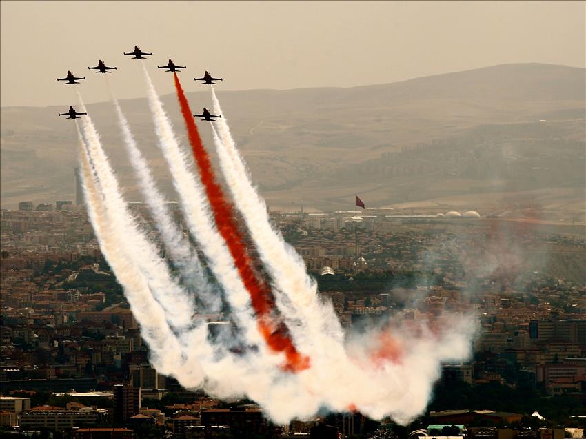 Türk Yıldızları'nın Zafer Bayramı Gösterisi