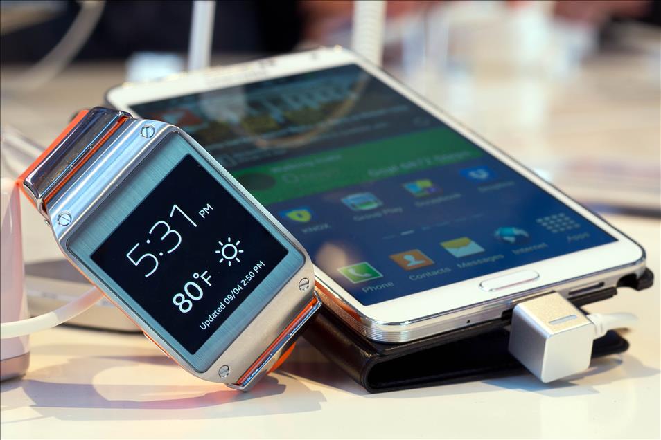 Samsung Galaxy Gear ve Galaxy Note 3'e eşzamanlı tanıtım
