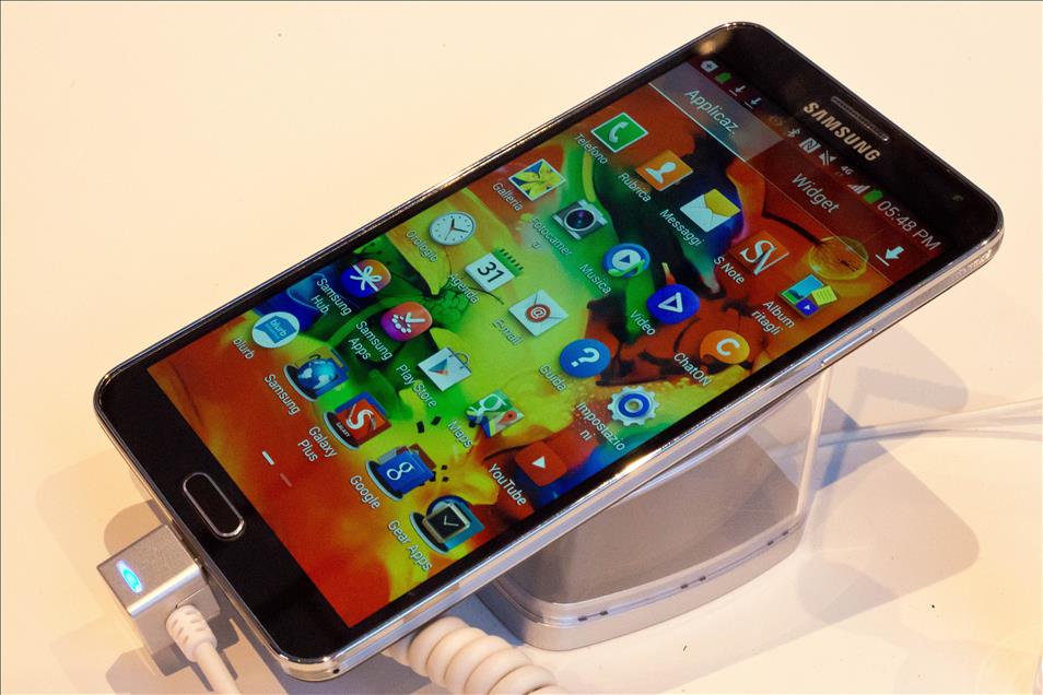 Samsung Galaxy Gear ve Galaxy Note 3'e eşzamanlı tanıtım