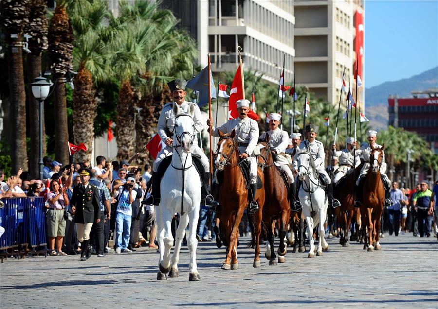 İzmir'in düşman işgalinden kurtuluşunun 91. yıl dönümü
