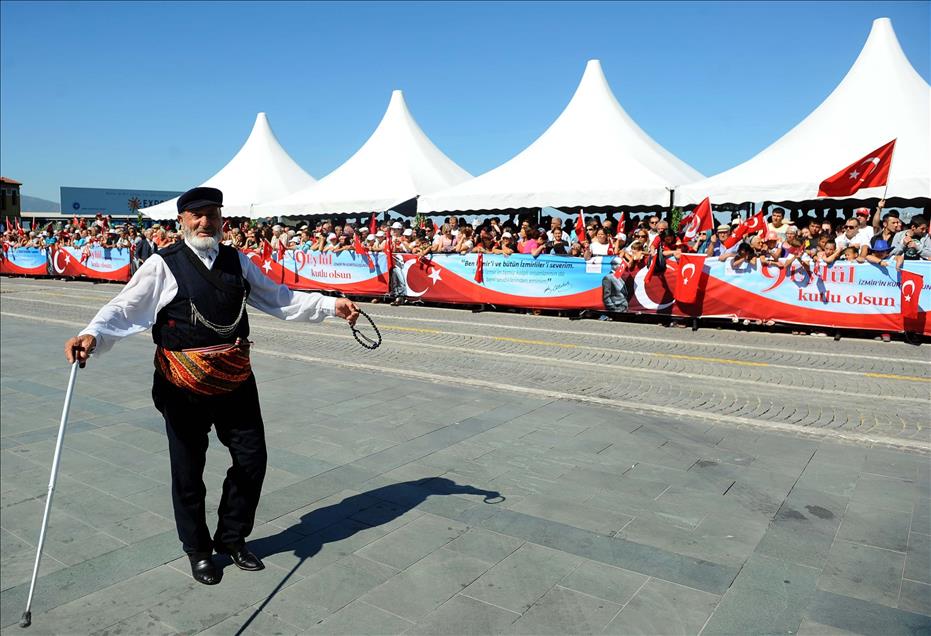 İzmir'in düşman işgalinden kurtuluşunun 91. yıl dönümü