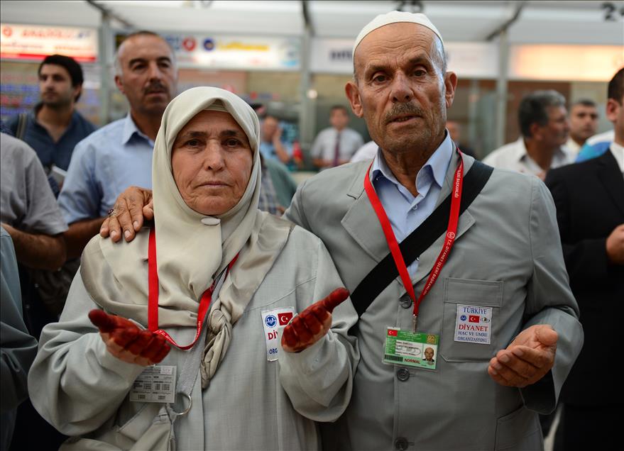 Kutsal topraklara yolculuk başladı
