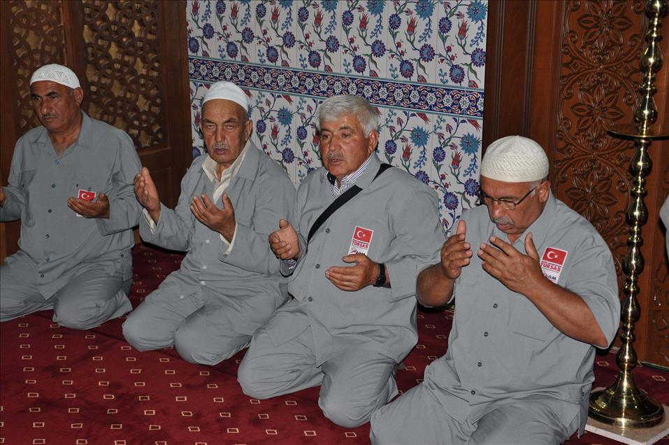 Hacı adayları kutsal topraklara uğurlandı