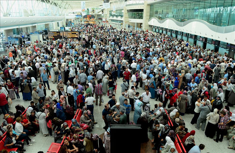 Kutsal topraklara yolculuk başladı