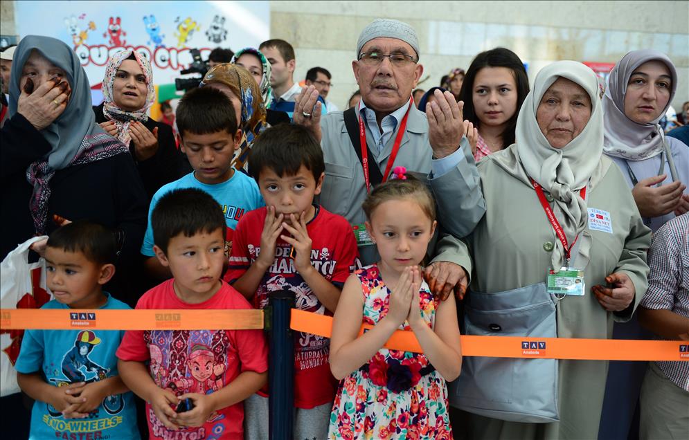 Kutsal topraklara yolculuk başladı