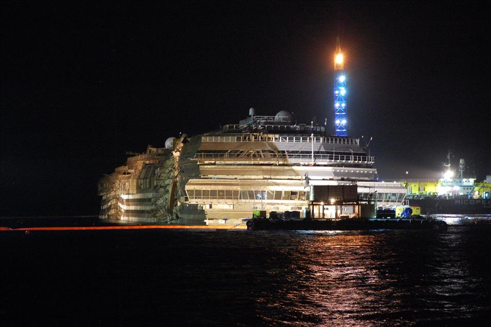 Costa Concordia gemisi doğrultuldu