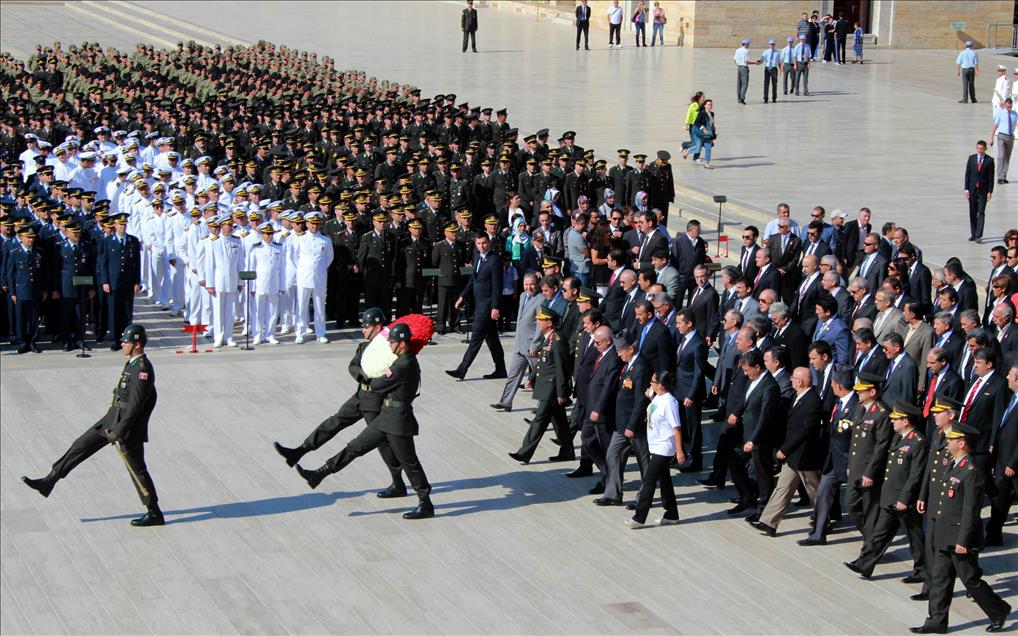 Gaziler Günü dolayısıyla Anıtkabir'de tören düzenlendi