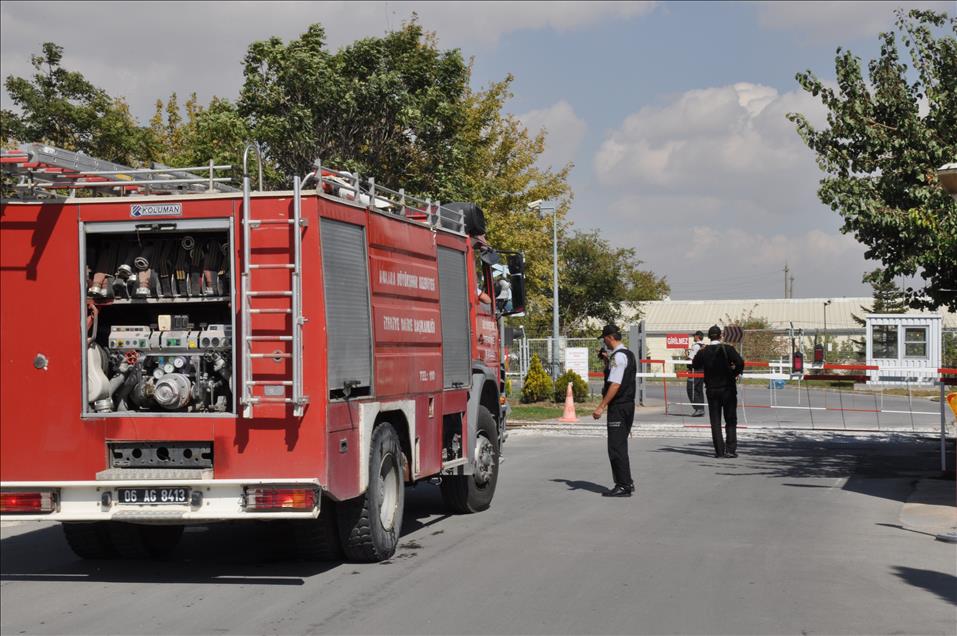 Roket fabrikasında patlama