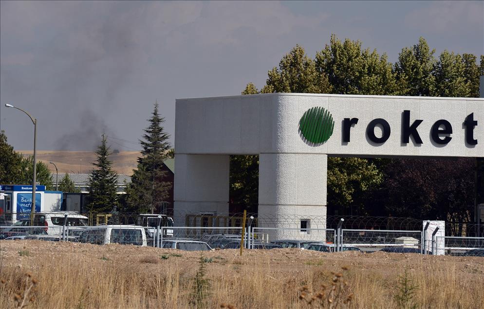 Roket fabrikasında patlama