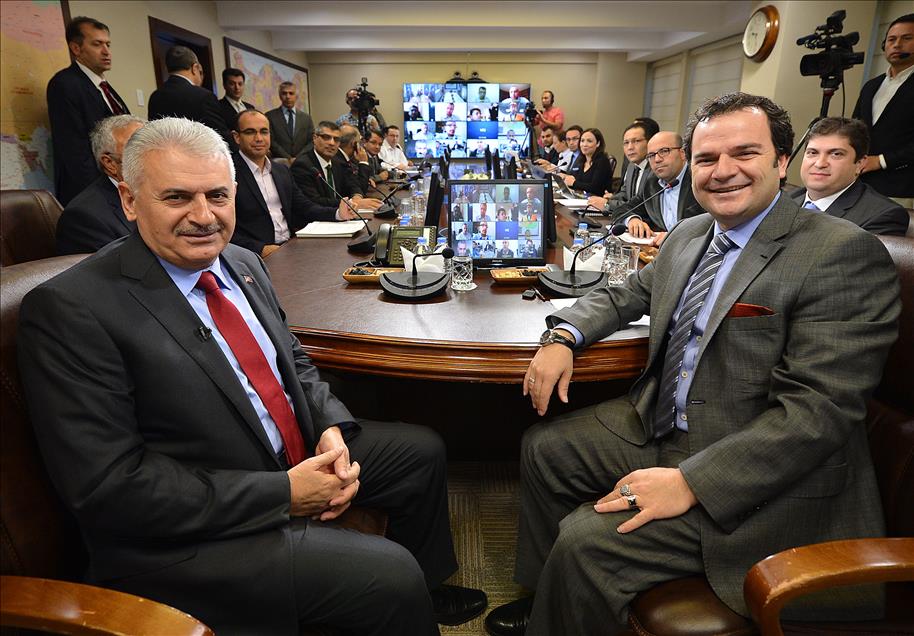 Ulaştırma Denizcilik ve Haberleşme Bakanı Yıldırım, AA Editör Masası'nda