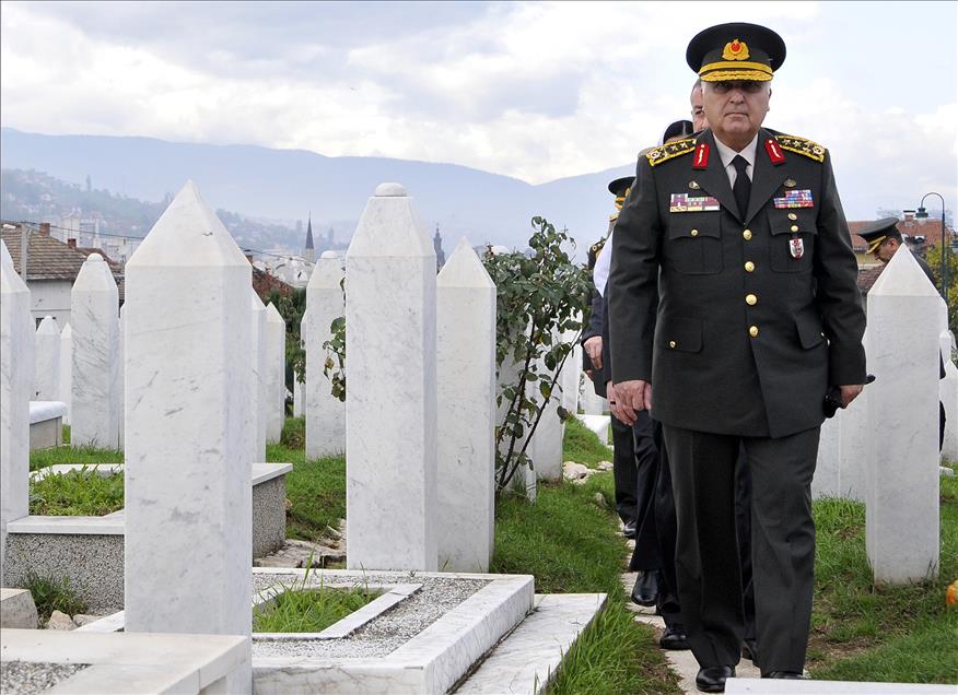 Genelkurmay Başkanı Orgenaral Özel, Bosna Hersek'te