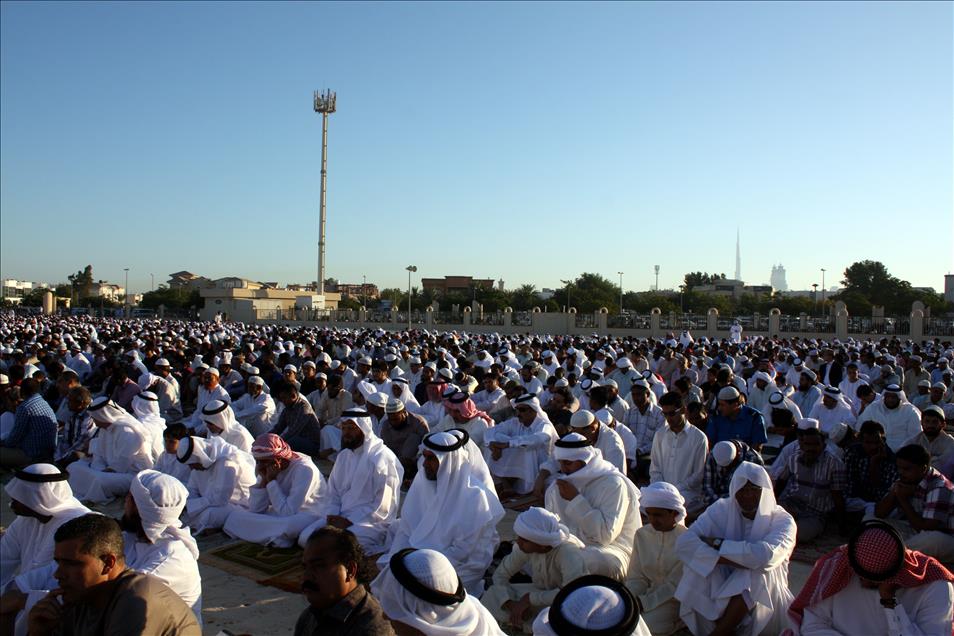 Dubai'de Kurban Bayramı Namazı "Musalla El Eid" adı verilen açık alanlarda kılındı