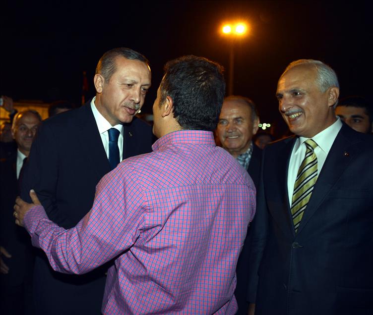 Türk pilotları Erdoğan karşıladı