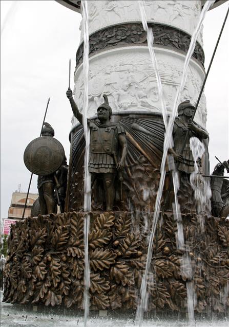 Heykellerle "makyaj" yapılan şehir: Üsküp