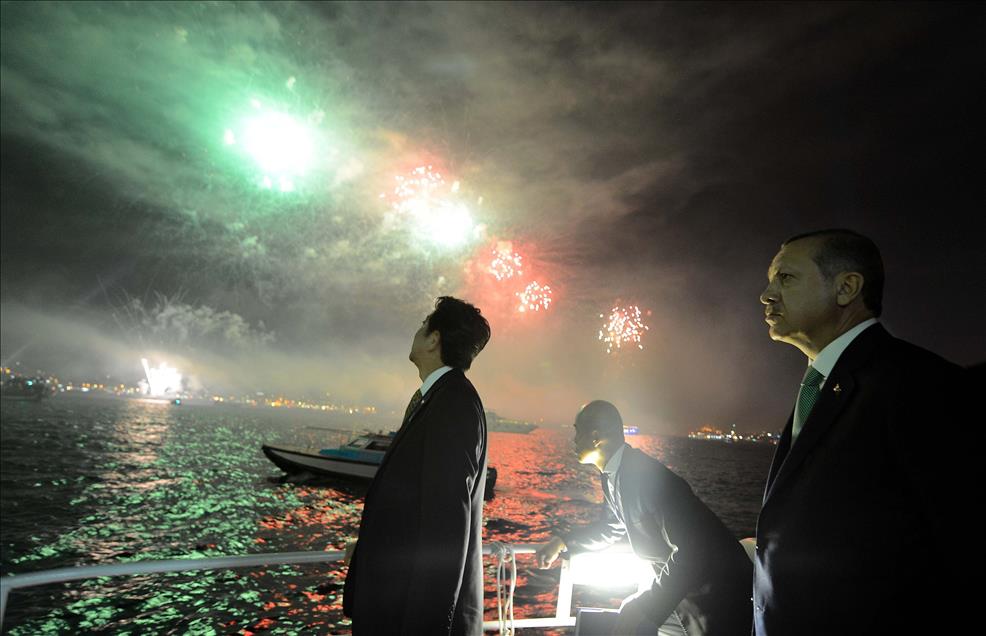 Erdoğan, Shinzo Abe ve Ponta Boğazdaki Gösterileri Birlikte İzledi