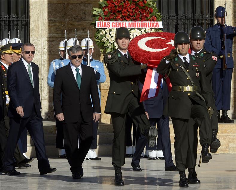 29 Ekim Cumhuriyet Bayramı nedeniyle Anıtkabir'de tören düzenlendi. 