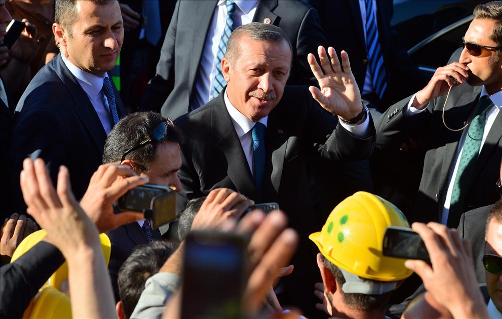 Başbakan Erdoğan, Beştepe'deki yeni Başbakanlık binası inşaatını gezdi