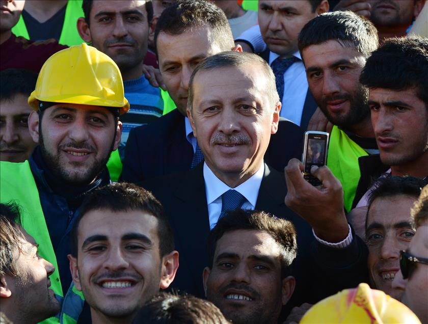 Başbakan Erdoğan, Beştepe'deki yeni Başbakanlık binası inşaatını gezdi