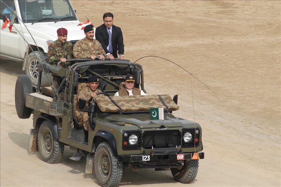 Pakistan'da askeri tatbikat