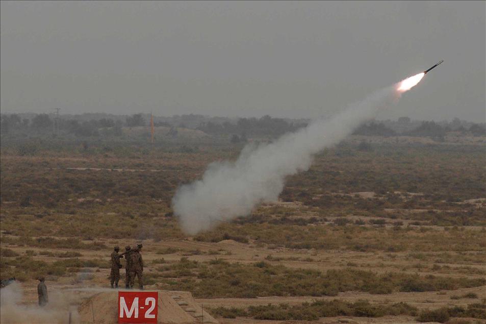 Pakistan'da askeri tatbikat