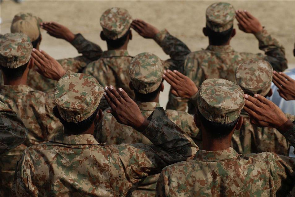 Pakistan'da askeri tatbikat