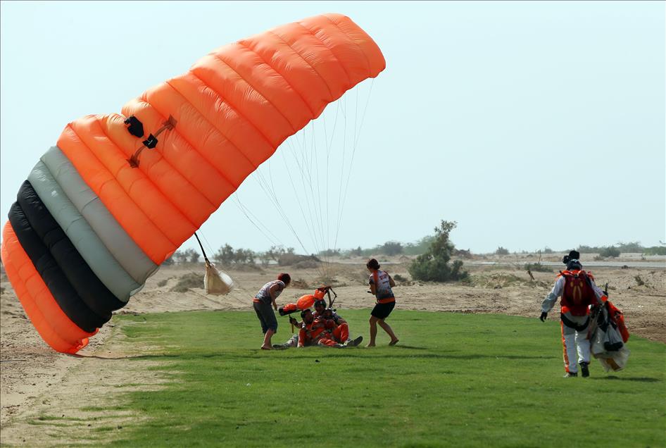 Ürdün'de skydiving etkinlikleri