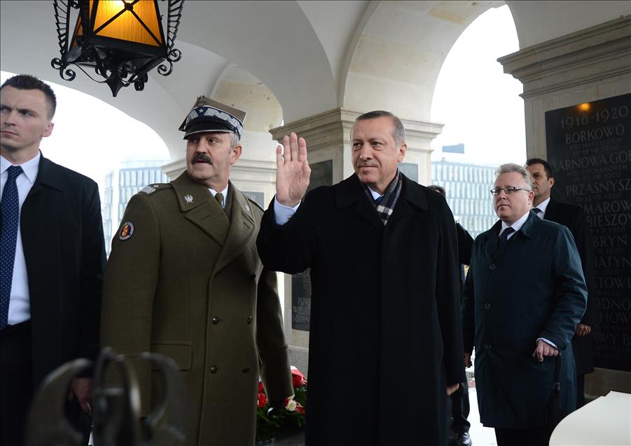 Başbakan Recep Tayyip Erdoğan, Varşova'da