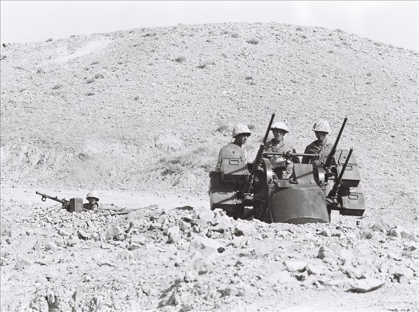 Kıbrıs Barış Harekatı'nın Tarihi Fotoğrafları