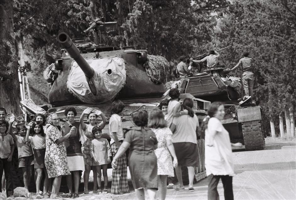 Kıbrıs Barış Harekatı'nın Tarihi Fotoğrafları