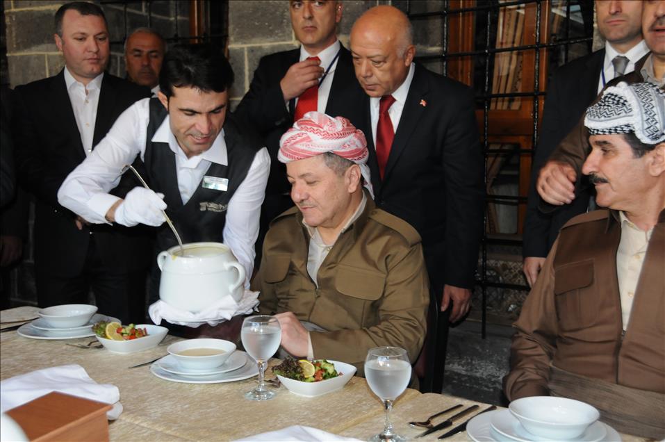 IKBY Başkanı Mesut Barzani Diyarbakır'da