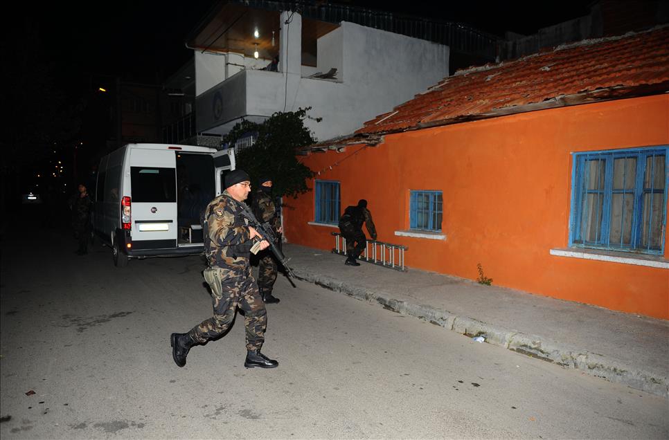 İzmir'de uyuşturucu operasyonu