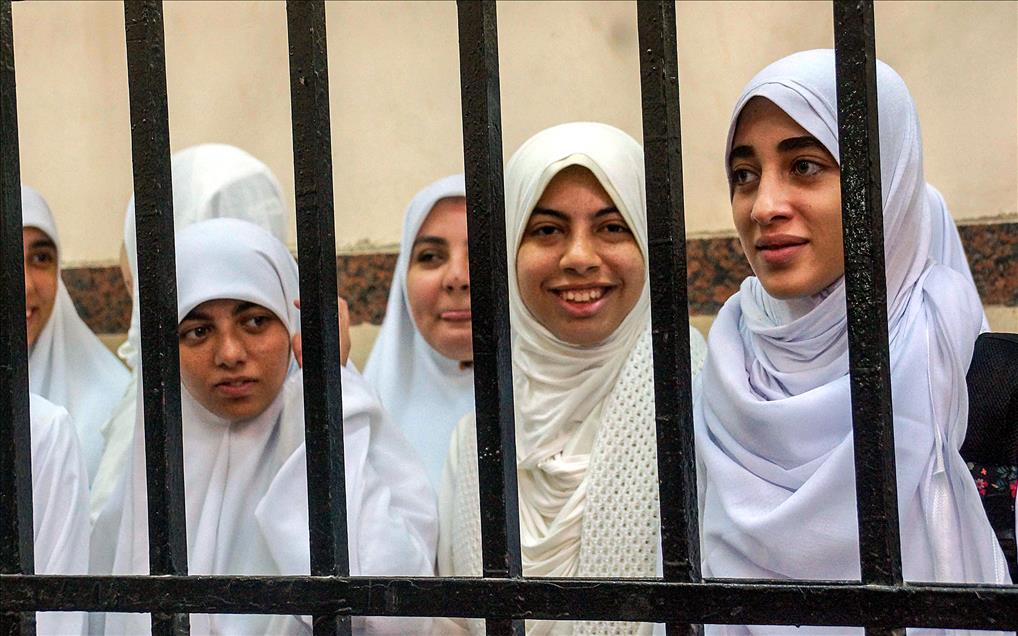 Mısır'da darbe karşıtlarının yargılanması