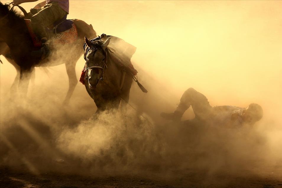 Kırgızların renkli düğün geleneği