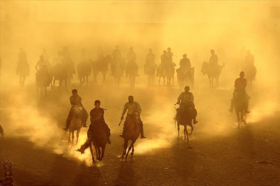 Kırgızların renkli düğün geleneği