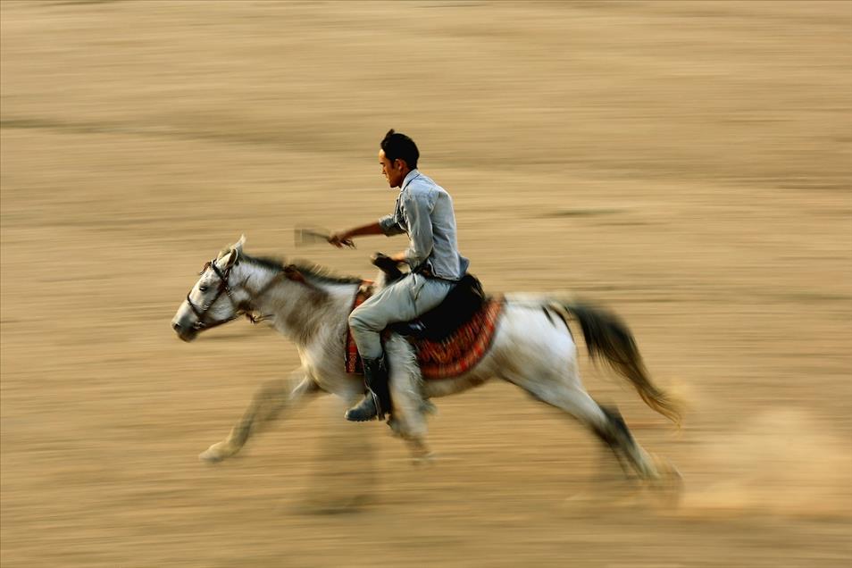 Kırgızların renkli düğün geleneği