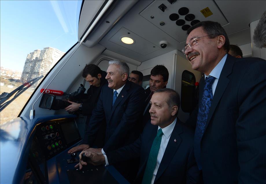 Başbakan Erdoğan, Ankara metrosunu inceledi