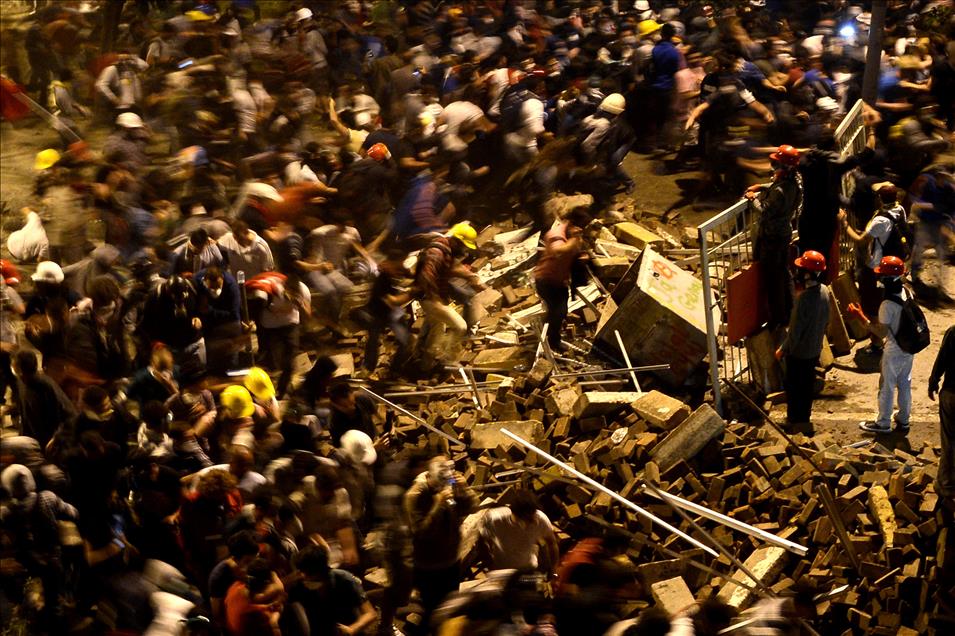 Anadolu Agency's Best News Photos of 2013