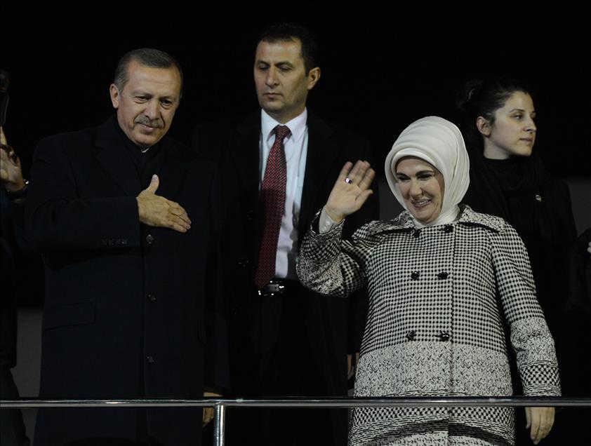 Başbakan Erdoğan, Atatürk Havalimanı'nda halka seslendi