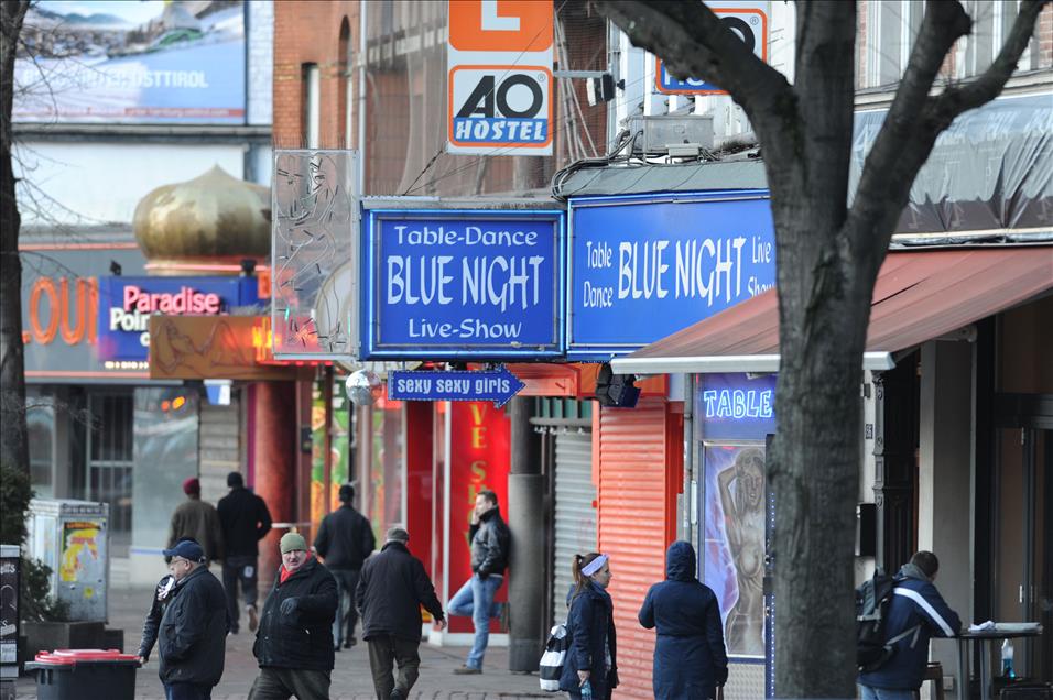 Hamburg'taki bazı semtlerin ''tehlikeli bölge'' ilan edilmesi
